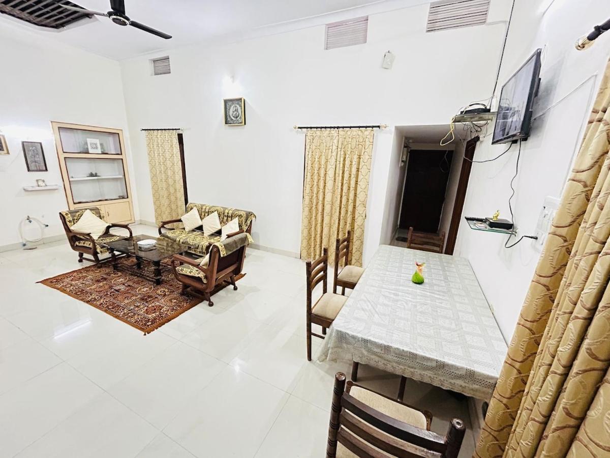 Yk Varanasi